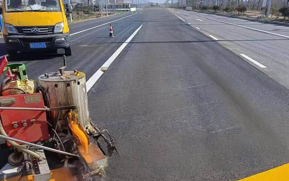 Thermoplastic marking construction