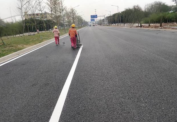 What You Must Know Before Using a Road Marking Machine